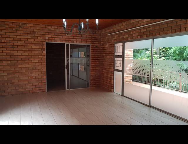 4 BEDROOM HOUSE RENTED IN MONTROSE